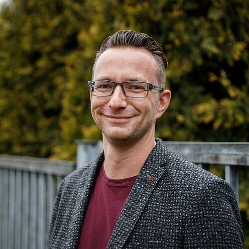 Dominik Bach Dominik Bach